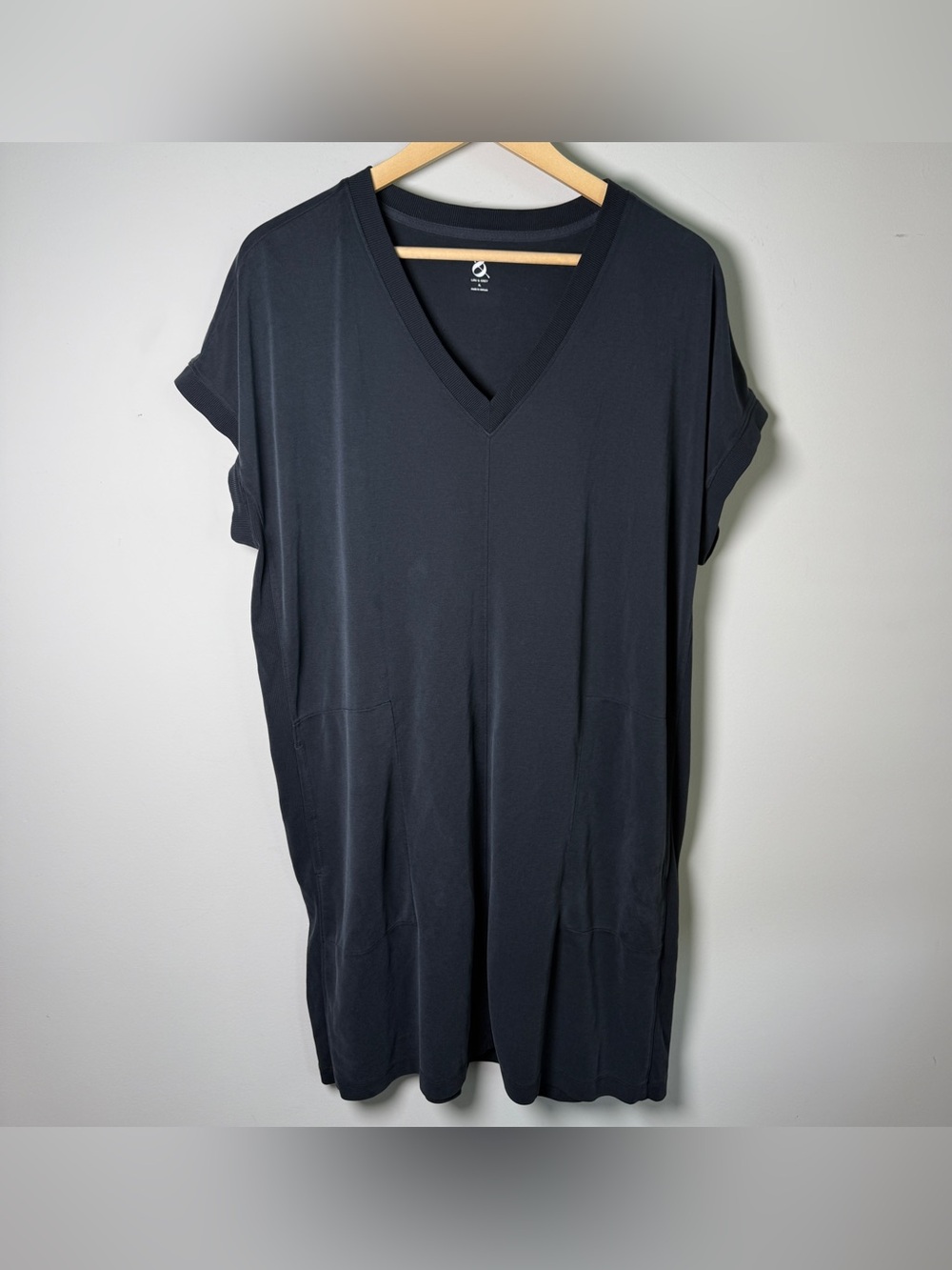 Lou & Grey LOFT Size XL Charcoal Modal V-Neck Tee Dress Pockets Resort Vacation